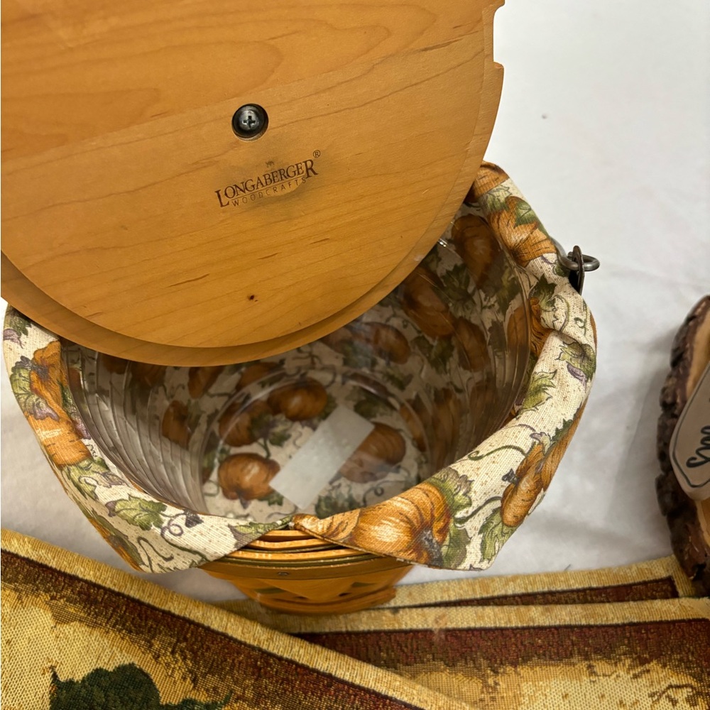 Fall tabletop decor - Picture 2 of 2
